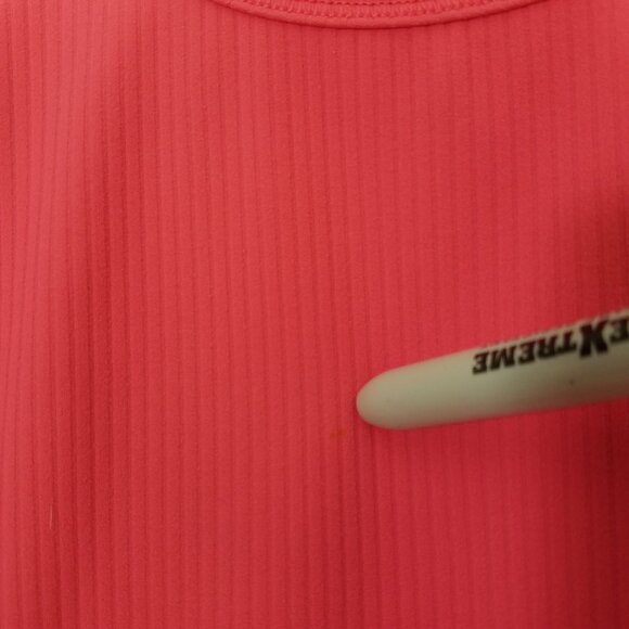 Lululemon Ribbed Top - Picture 5 of 7